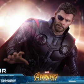 Thor de Avengers: Infinity Wars por Hot Toys-JuguetesMeteorito-Thor de Avengers: Infinity Wars