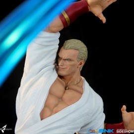 Geese Howard The King of Fighters Diorama por Kinetiquettes y Sideshow-JuguetesMeteorito-Geese Howard The King of Fighte