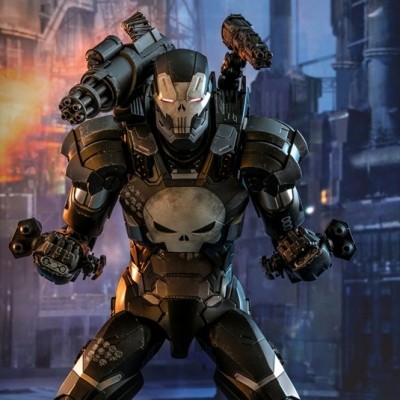 Hot Toys y Escalas
